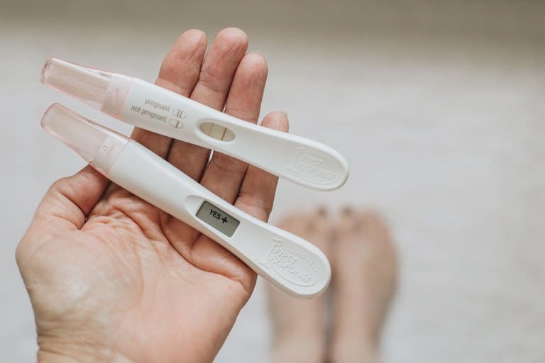 Fotos: teste de gravidez positivo e negativo (várias marcas)