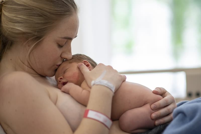 Qual a diferença entre parto normal e parto humanizado?